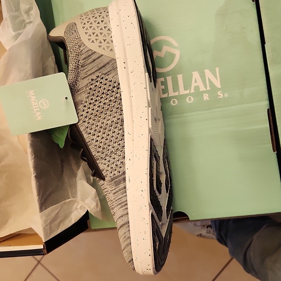 MAGELLAN SHOES - Picture 2 of 6